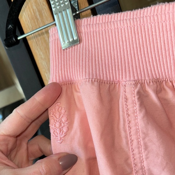 FP Movement Mesmerize Me Cargo Pants barrel dance low rise neon peach dance cuff - Picture 9 of 12